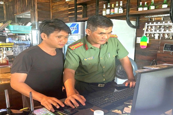 Quản lý lưu trú bằng phần mềm khai báo điện tử