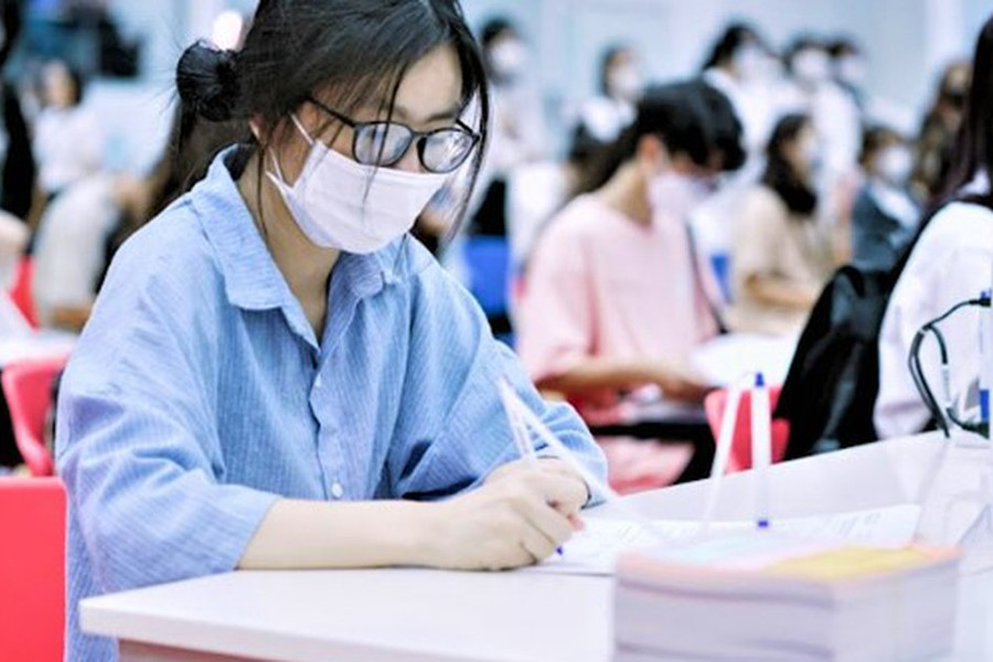 Điều kiện áp dụng chế độ giảm học phí đối với sinh viên