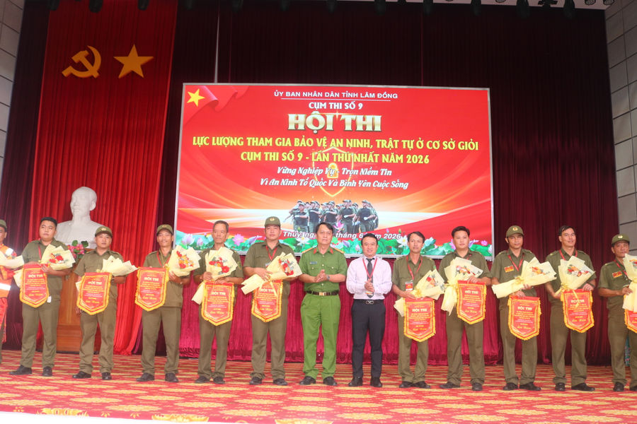 Cụm thi số 9, tỉnh Lâm Đồng thi lực lượng tham gia bảo vệ an ninh, trật tự cơ sở giỏi