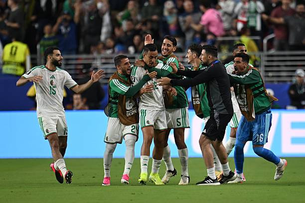 Algeria ngược dòng đánh bại Jordan 2-1, chấm dứt lời nguyền lịch sử tại World Cup
