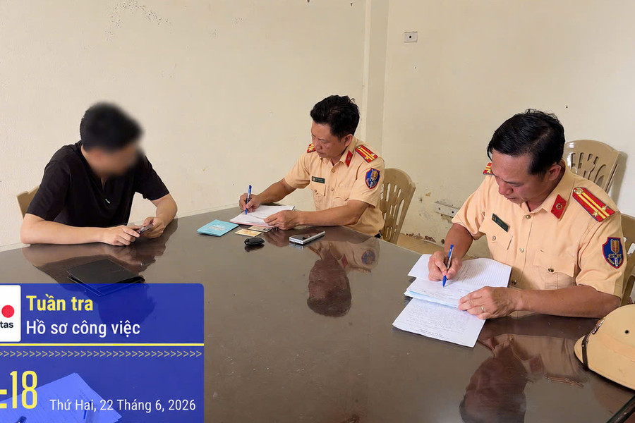 Thanh Hóa xử lý tài xế dán băng keo thay đổi biển số xe để né phạt nguội