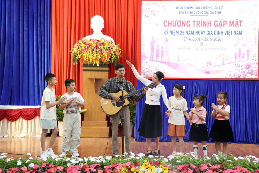 Phường Xuân Hương - Đà Lạt gặp mặt kỷ niệm 25 năm Ngày Gia đình Việt Nam