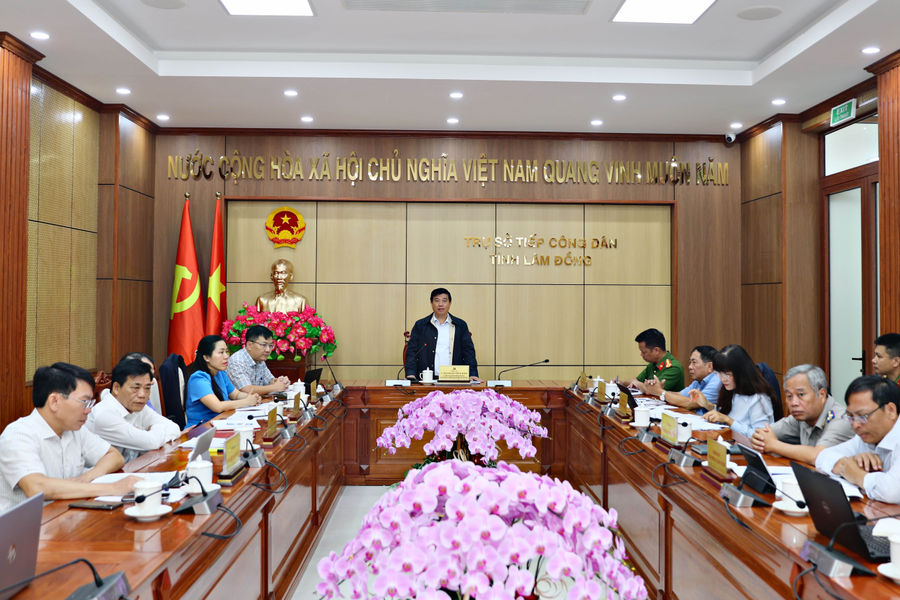 Đoàn ĐBQH tỉnh Lâm Đồng tiếp công dân vào ngày 10/7