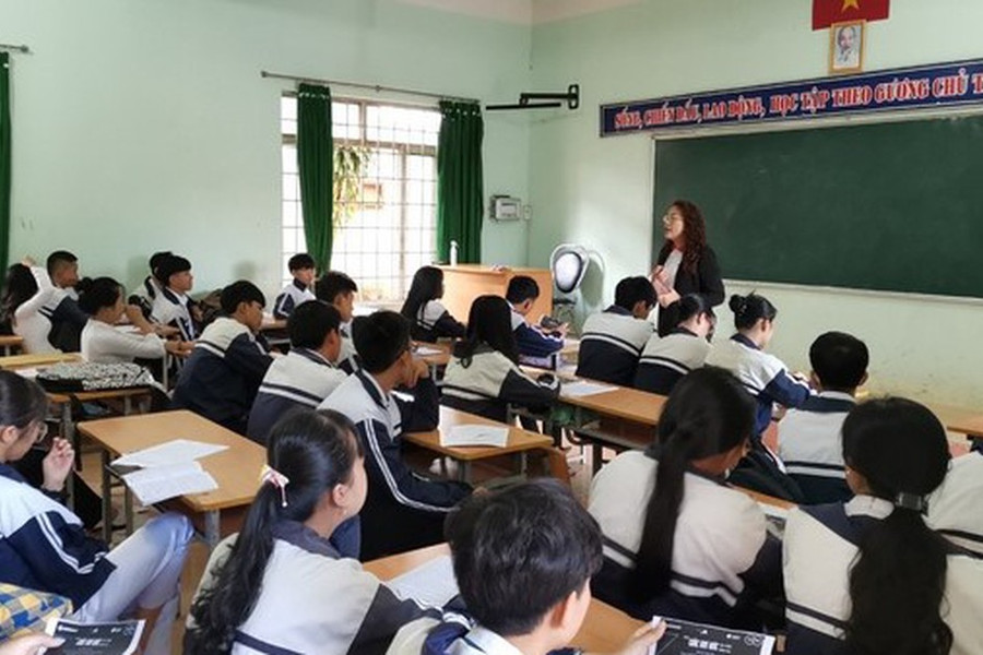 Học sinh lưu ban, năm sau có được miễn, giảm học phí?