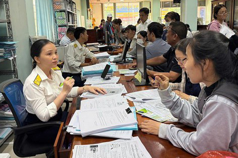 Kinh doanh không đủ 12 tháng trong năm, tính thuế thế nào?