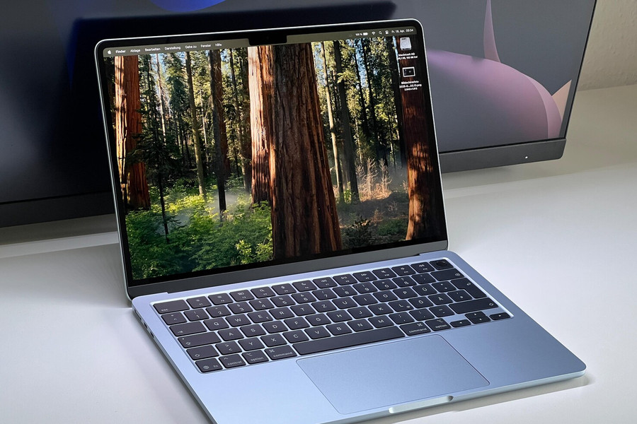 MacBook Air M5 13 inch giảm sâu 450 USD: Cơ hội sở hữu cấu hình 1TB giá hời