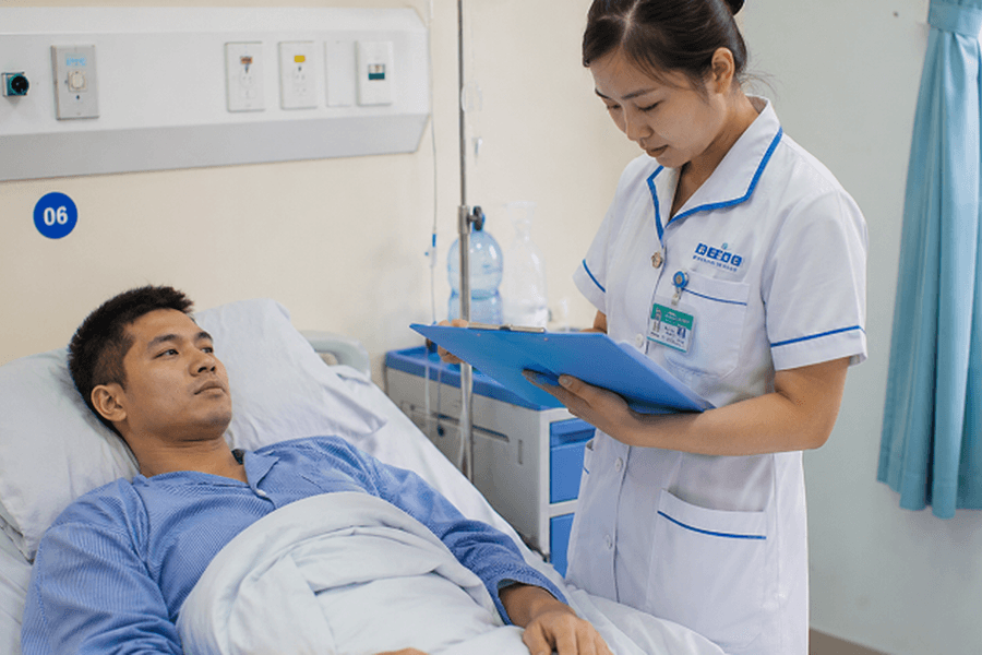 Người mắc bệnh dài ngày được hưởng chế độ ốm đau theo ngày làm việc