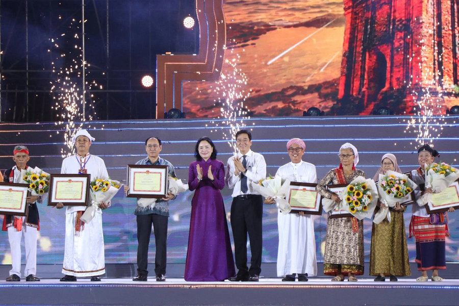 Lam Dong Wins Multiple Top Awards at the Cham Ethnic Culture Festival