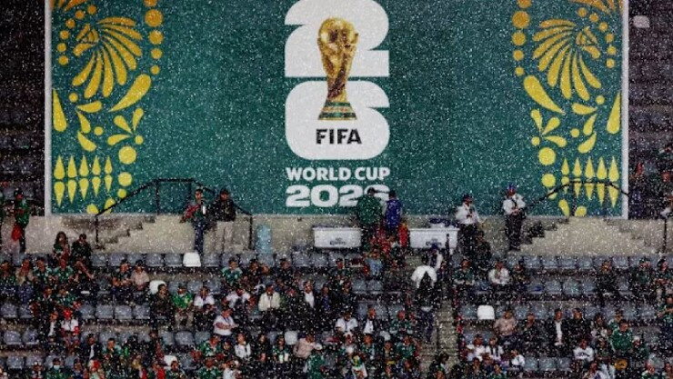 Trận Mexico vs Ecuador tại World Cup 2026 bị hoãn vì sét đánh quanh sân Azteca