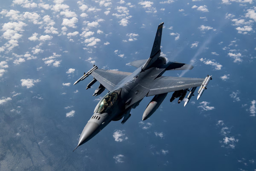 Mỹ huấn luyện AI không chiến ngoài tầm nhìn trên nền tảng tiêm kích F-16