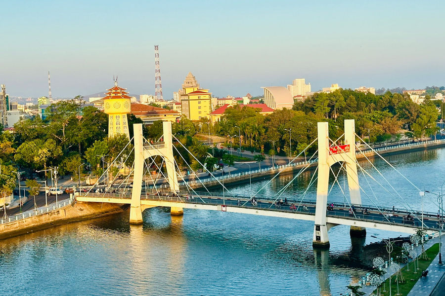 Giữ xanh dòng sông phố biển