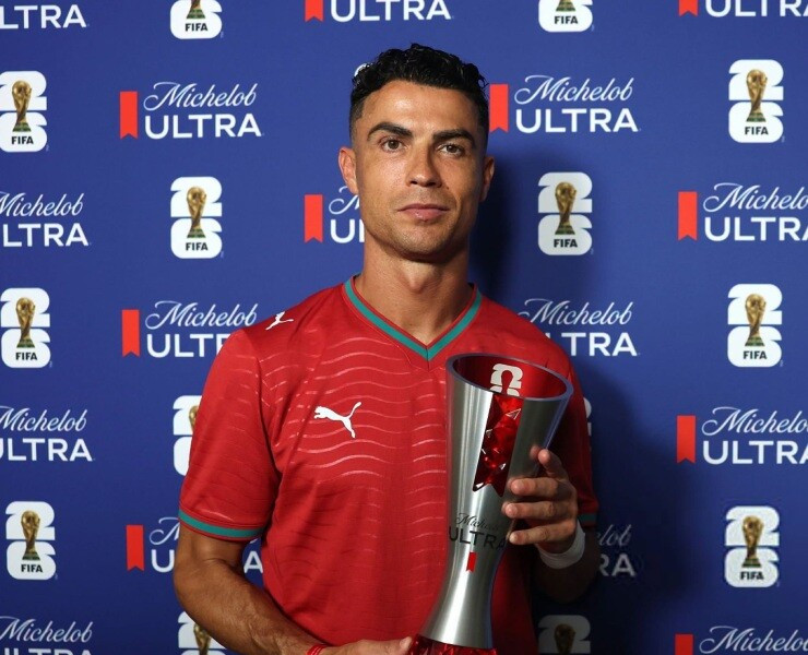 Bồ Đào Nha hạ Croatia 2-1: Ronaldo lập kỷ lục lịch sử và giọt nước mắt tri ân Jota
