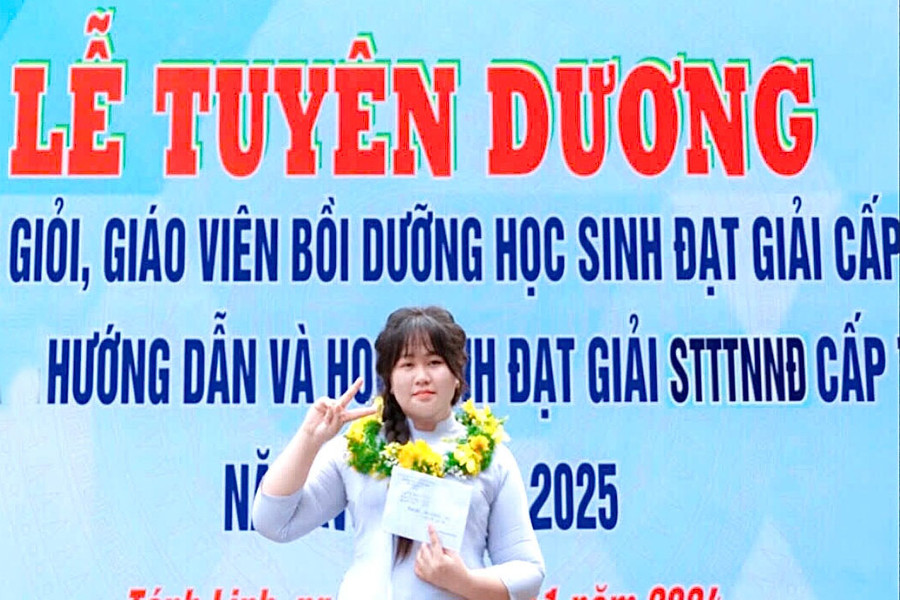 Quán quân điểm xét tốt nghiệp đến từ ngôi trường miền núi