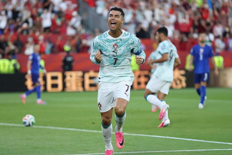 Bồ Đào Nha hạ Croatia 2-1: Ronaldo ghi bàn, kịch tính 19 phút bù giờ tại World Cup