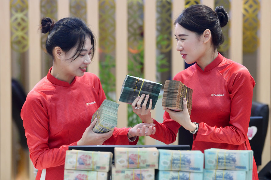 Lãi suất ngân hàng ngày 7/7/2026: Đua khuyến mãi huy động, cao nhất chạm mốc 8,9%