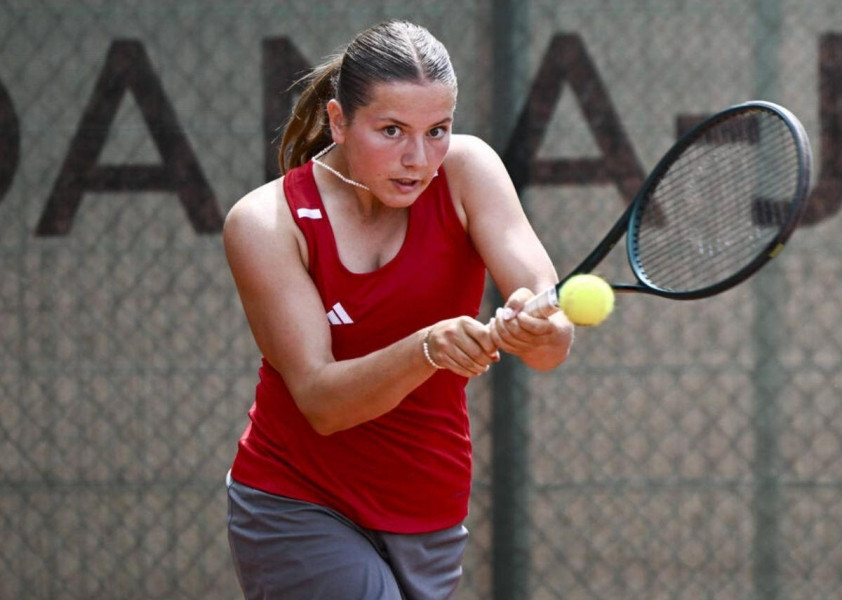 Tài năng trẻ Ida Wobker bị xử thua tại Wimbledon 2026 sau sự cố ném vợt