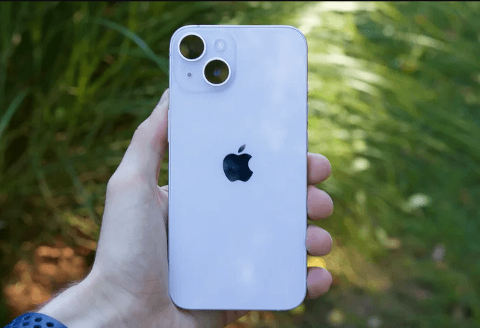 iPhone 14 chính thức rời kệ hàng Việt Nam: Dấu chấm hết cho kỷ nguyên cổng Lightning