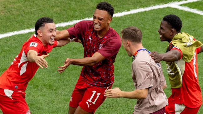 Thụy Sĩ phá lời nguyền 72 năm tại World Cup: Đêm Vancouver huyền diệu của Gregor Kobel