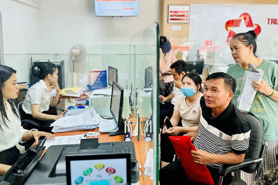 Có được dự tuyển công chức sau khi nghỉ việc theo Nghị định 178?