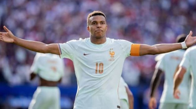 Mbappe cán mốc 20 bàn tại World Cup: Khi 'Quý ông' nước Pháp che mờ cái bóng của Messi