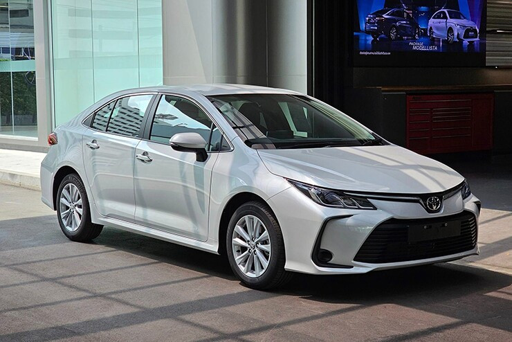 Toyota Corolla Altis 2026: Đánh giá chi tiết và giá lăn bánh mới nhất