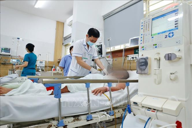 Người bệnh hiểm nghèo, cấp cứu không cần giấy chuyển viện