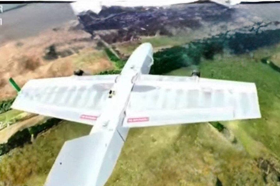 Ukraine bắn hạ UAV K-8 mới của Nga; Thổ Nhĩ Kỳ tìm cách bán S-400 để trở lại dự án F-35