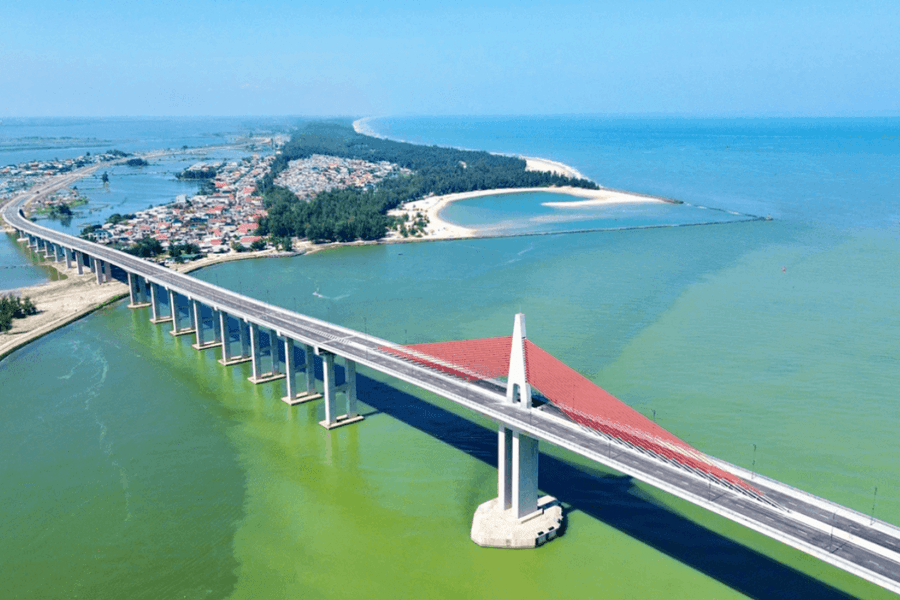 Cầu vượt biển Thuận An dài nhất miền Trung chính thức thông xe cuối tháng 7
