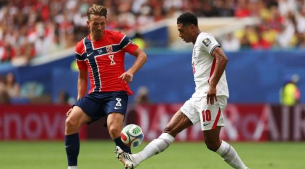 MU nhắm Sander Berge làm đối trọng hoàn hảo sau khi thương vụ Ederson đổ bể