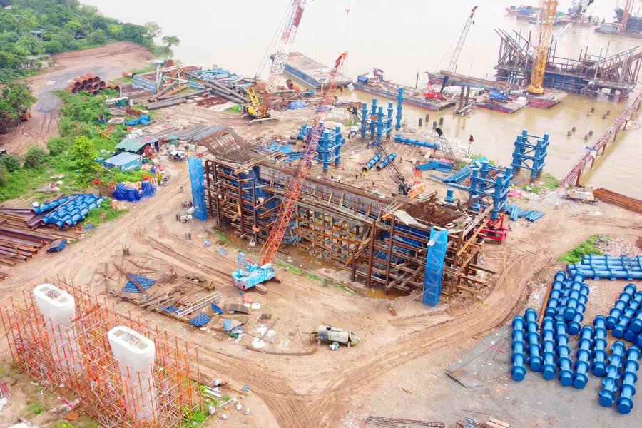 Tiến độ cầu Trần Hưng Đạo: Bắt đầu đúc dầm hộp bê tông phía Long Biên