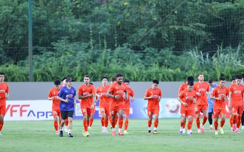 Đội tuyển Việt Nam chốt sân nhà AFF Cup 2026 và bước ngoặt của Phan Văn Đức