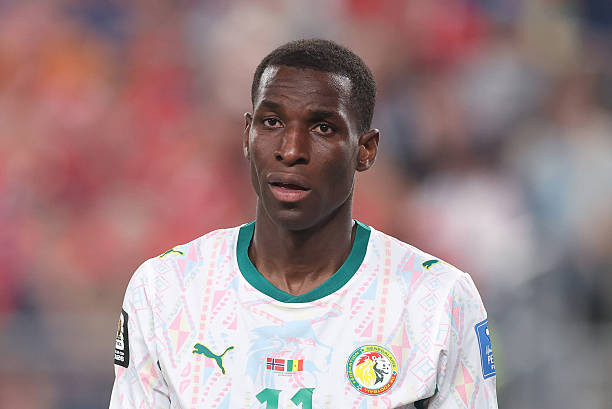Aston Villa muốn tái hợp Unai Emery và Nicolas Jackson trong thương vụ 117 triệu bảng