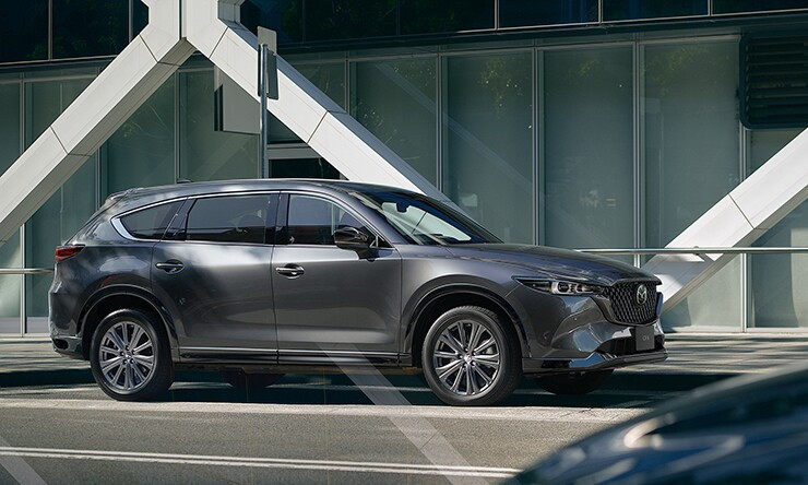 Mazda CX-8 2026: SUV 7 chỗ thực dụng với nội thất Nappa và gói i-Activsense nâng cấp
