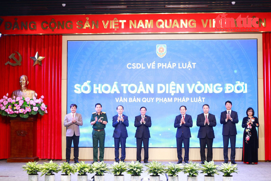 Bộ Tư pháp mở chiến dịch 100 ngày gỡ điểm nghẽn chuyển đổi số