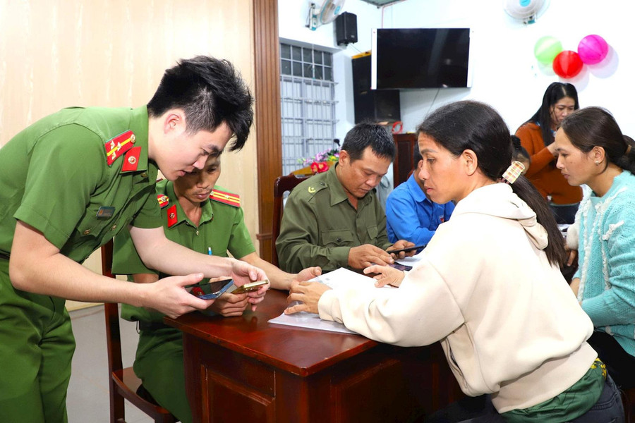 Đưa tiện ích số đến gần người dân