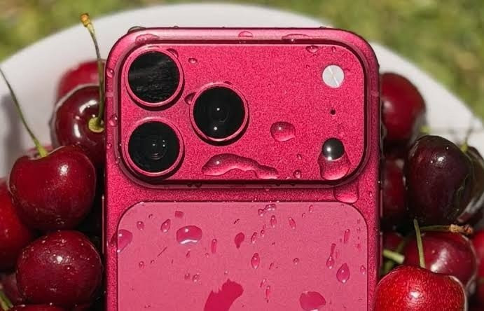 iPhone 18 Pro Max lộ diện với màu Dark Cherry và chip A20 Pro tiến trình 2nm