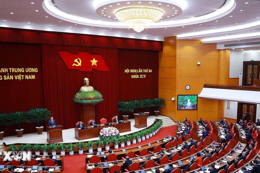 Thông cáo báo chí về ngày làm việc thứ tư Hội nghị lần thứ ba Ban Chấp hành Trung ương Đảng khóa XIV