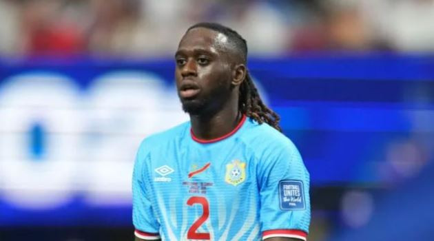 Arsenal nhắm Aaron Wan-Bissaka gia cố hàng thủ sau đòn đau từ chấn thương của Saliba