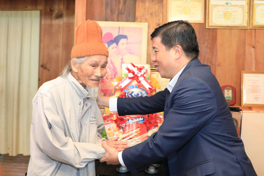 Lam Dong Honors the Spirit of Gratitude in July