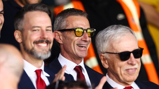 Arsenal ở chợ hè 2026: Sự tĩnh lặng đáng sợ và đòn bẩy chiến lược của Andrea Berta
