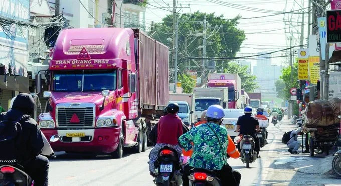 Di dời hệ thống cảng biển khỏi trung tâm TP.HCM: Lộ trình tái cấu trúc không gian đô thị