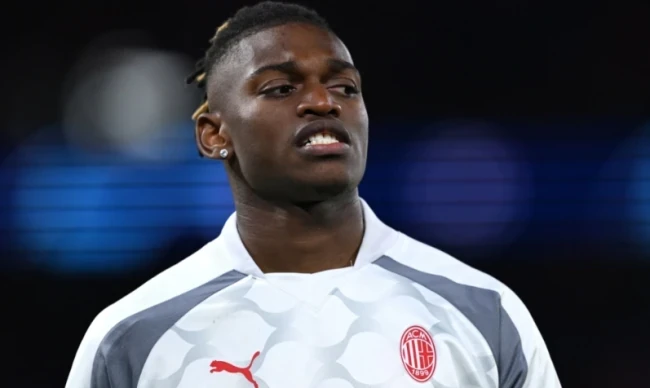Barca tái kích hoạt thương vụ Rafael Leao: Rào cản 70 triệu euro từ AC Milan