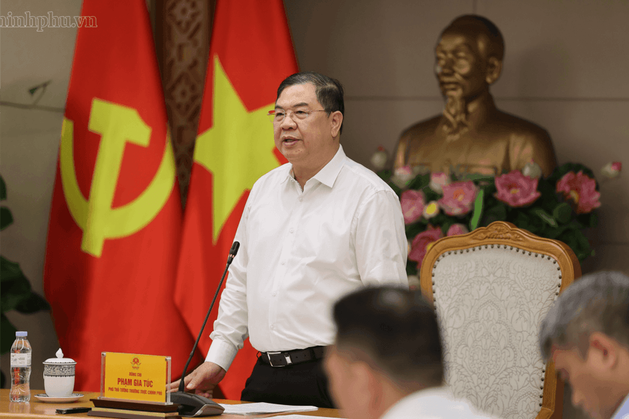 Phó Thủ tướng Thường trực chỉ đạo tháo gỡ vướng mắc cho các dự án điện gió ở tỉnh Lâm Đồng