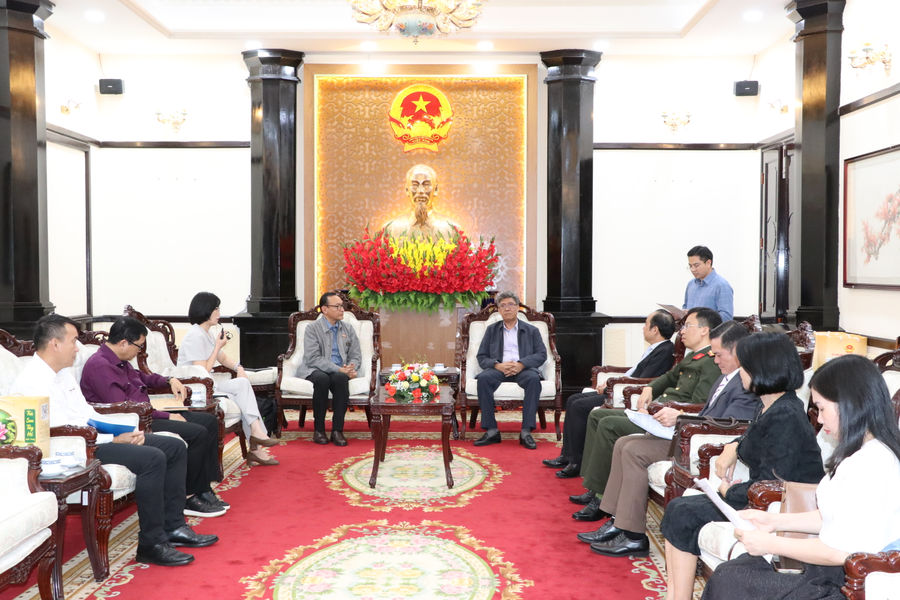 Phó Chủ tịch UBND tỉnh Lâm Đồng Nguyễn Minh làm việc với Tổ chức Tầm nhìn Thế giới tại Việt Nam