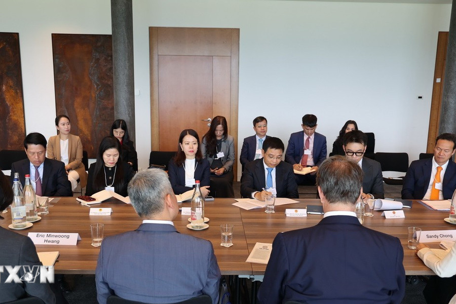 Việt Nam mong muốn WTO và WEF tiếp tục hỗ trợ để nâng cao năng lực hội nhập
