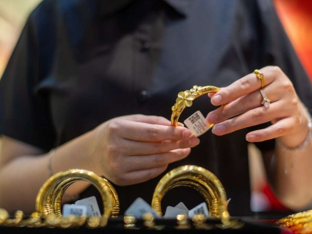 Giá vàng 28/07/2026: SJC 137,5 - 141,5 triệu đồng/lượng, giảm 1,5 triệu