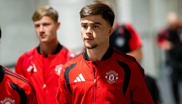 Manchester United rao bán Harry Amass với giá 6 triệu bảng sau thay đổi chiến thuật
