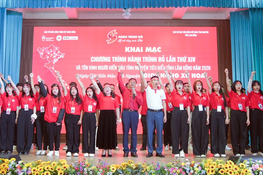 Lam Dong Youth Spread the Gift of Life Through Voluntary Blood Donation