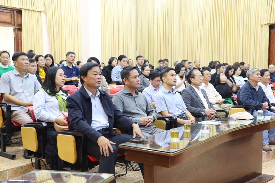 Hơn 400 cán bộ, viên chức Báo và PTTH Lâm Đồng tham dự tập huấn Luật Báo chí
