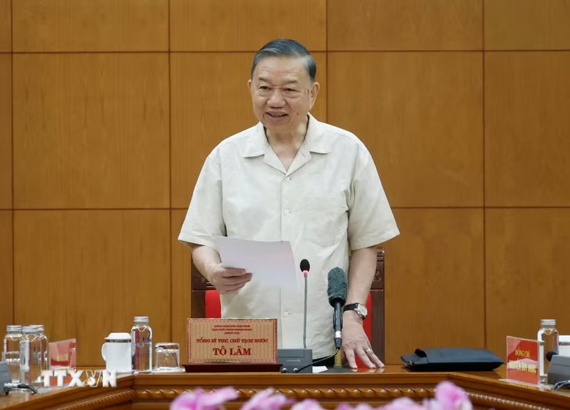 Tổng Bí thư, Chủ tịch nước: Phải đổi mới công tác quy hoạch và tổ chức phát triển hạ tầng